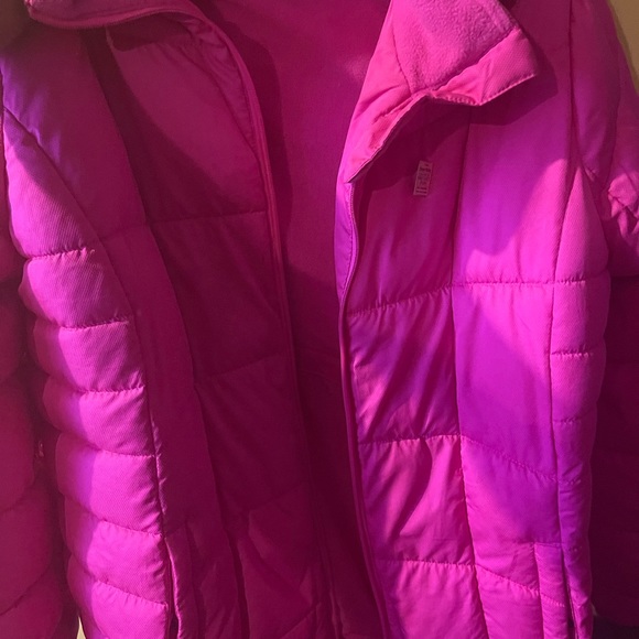 Warm hot pink jacket - Picture 4 of 5